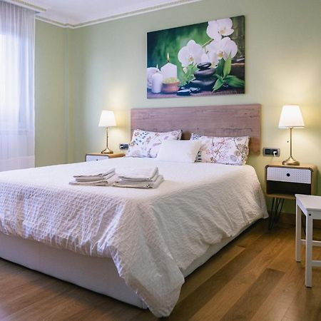 Alojamiento Urabain Apartamento Allo Exterior foto