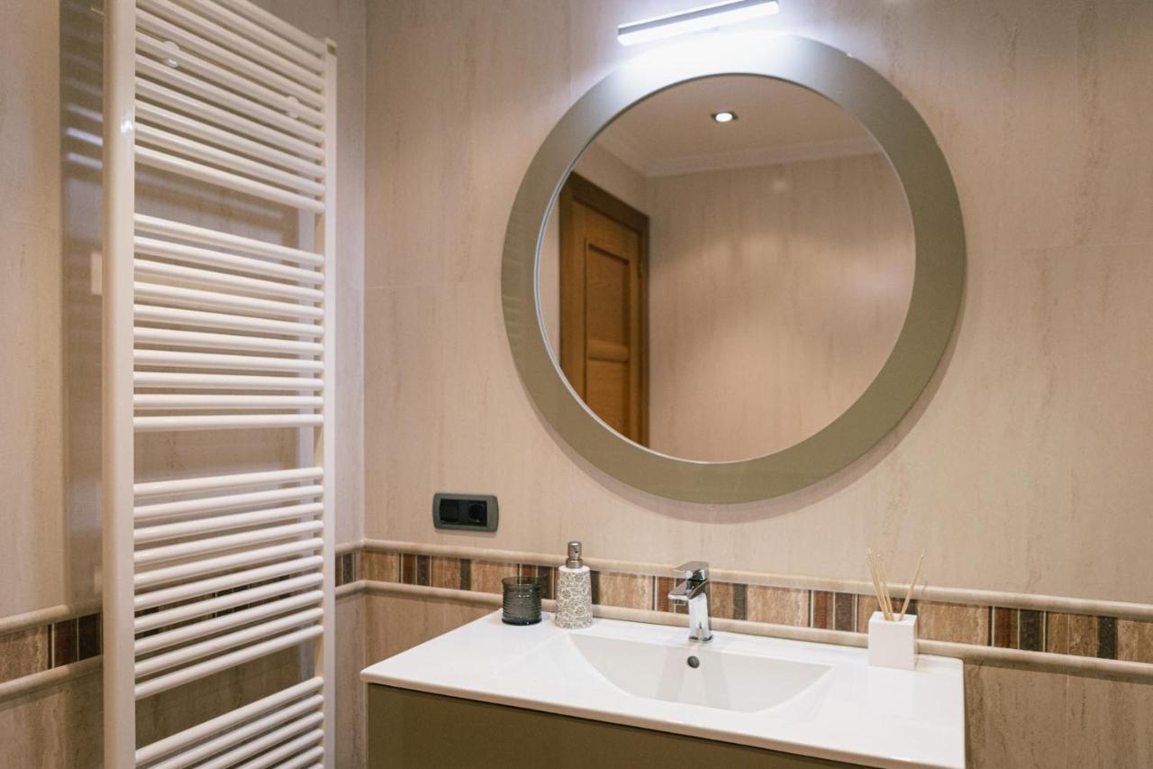 Alojamiento Urabain Apartamento Allo Exterior foto