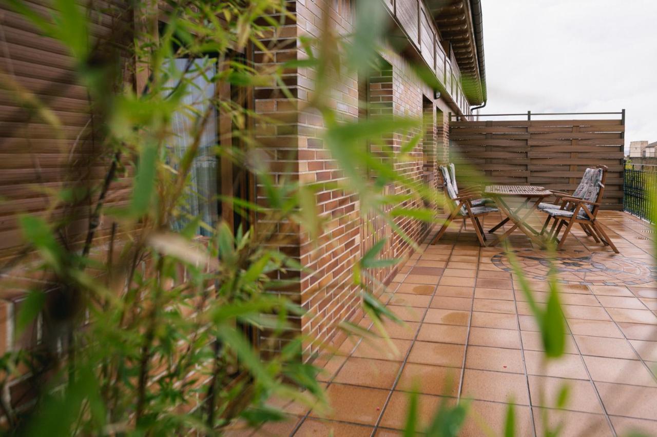 Alojamiento Urabain Apartamento Allo Exterior foto